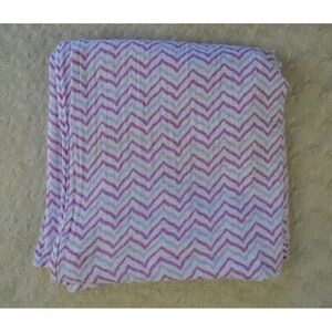 Yoga Sprout Chevron Baby Blanket Swaddle Muslin Purple White Zig Zag